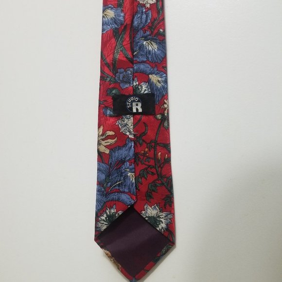 elegant Studio R bright red floral polyester tie - Picture 3 of 6